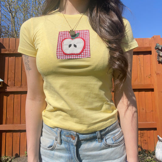 yellow apple tee